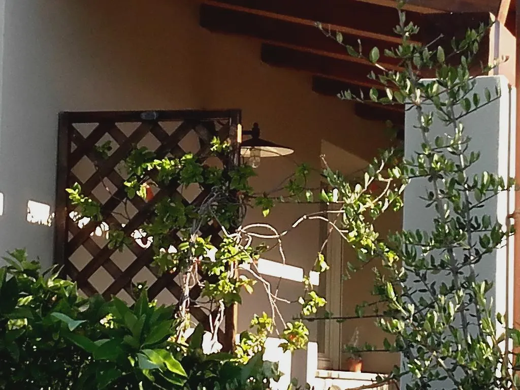مبيت وإفطار Marrùbiu La Balia فندق مبيت وإفطار
